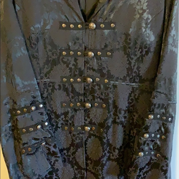 Hearts & Roses Coat - Picture 4 of 8